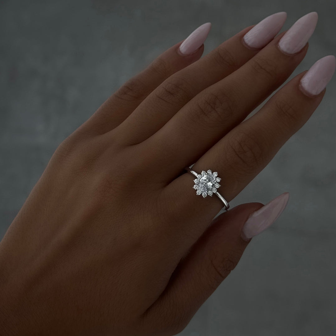 The Classic Lady Ring