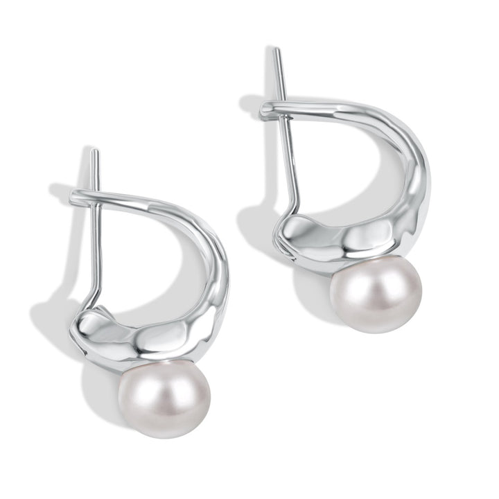 CLASSIC PEARL EARRINGS