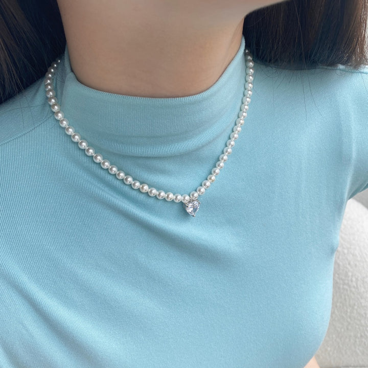 HEART PEARL NECKLACE