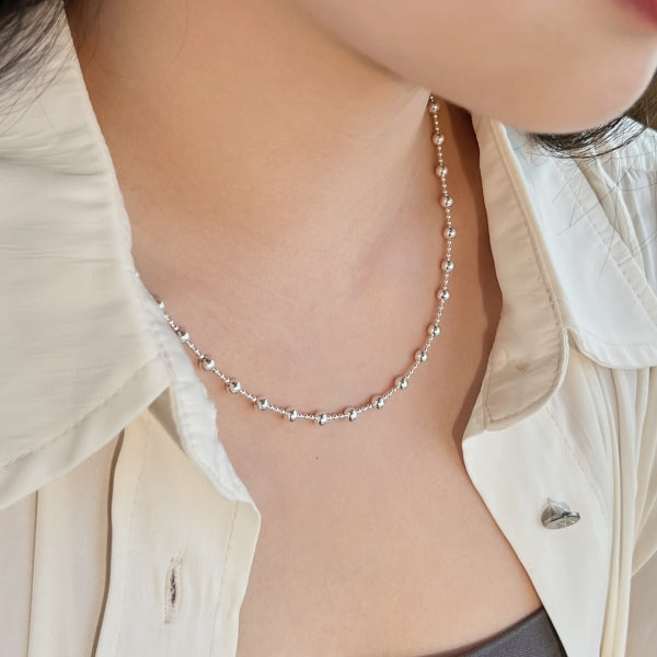 EMAA PEARL NECKLACE